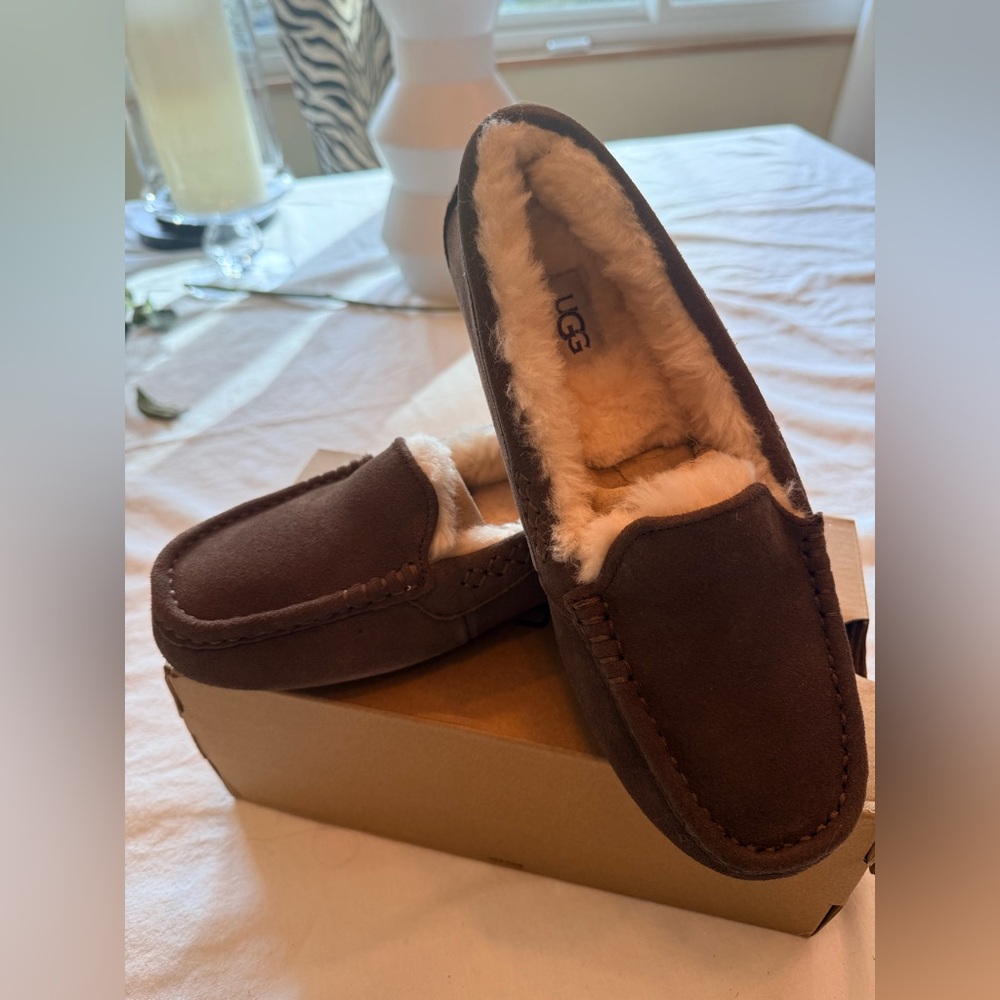 UGG New size‎ 7 Aston Women’s Chocolate Brown Loafers/slippers